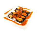 Mejillones al vapor con salsa de tomate picantona